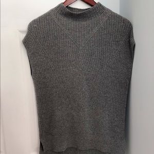 Banana Republic sweater sleeveless top